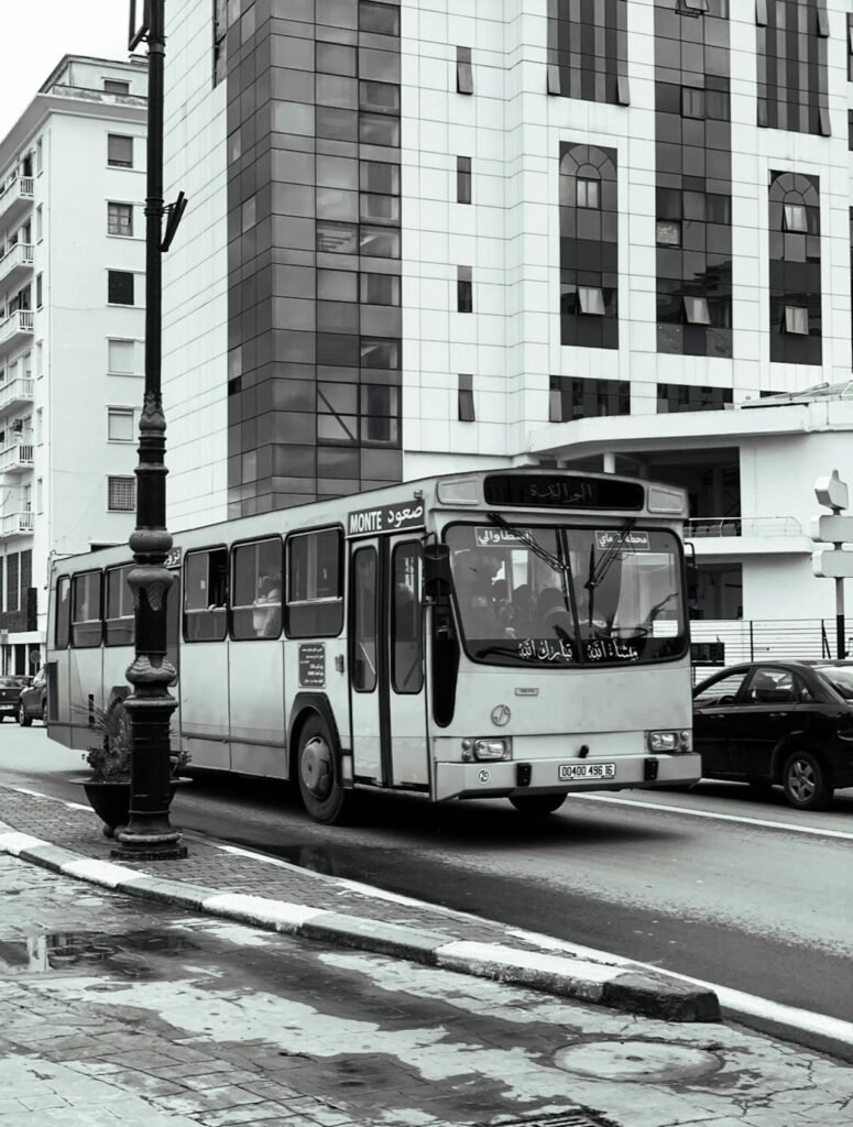 بناية تجارية